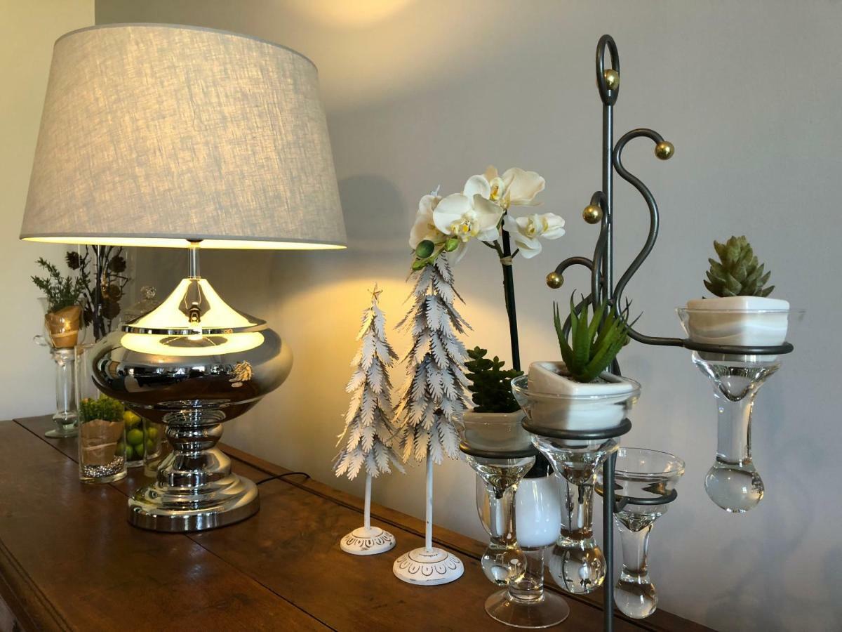 Le Carre Des Arts Hotel Le Cateau-Cambresis Екстериор снимка