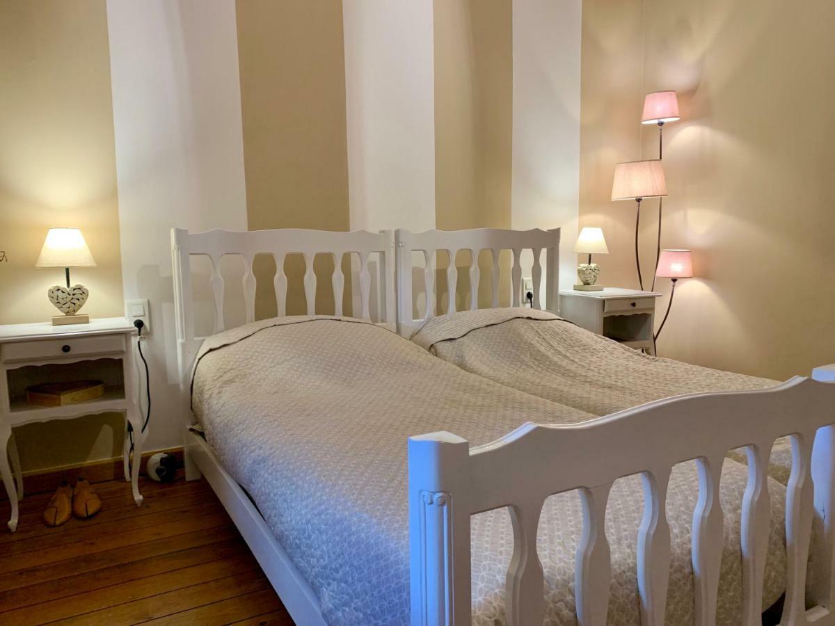 Le Carre Des Arts Hotel Le Cateau-Cambresis Екстериор снимка